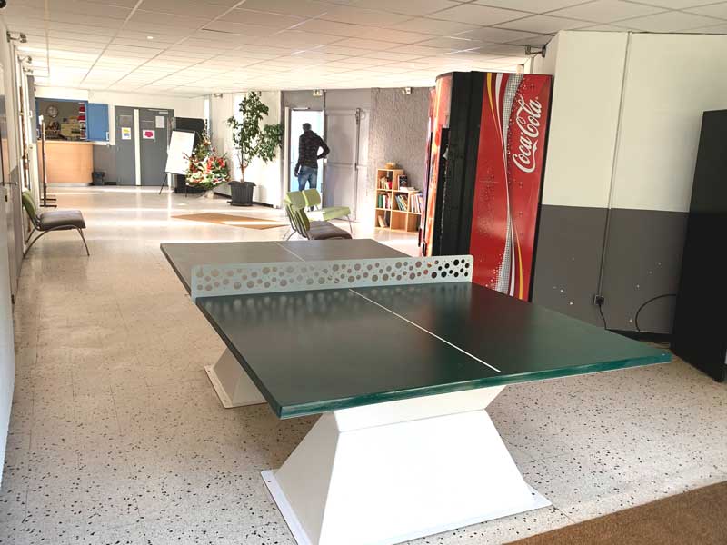 Salle détente résidence Charles Gide avec table ping-pong